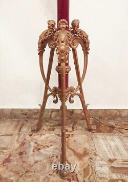 Antique Large 80´´ Adjustable Floor Kerosene Oil Lamp Angel Cherub Figural Legs