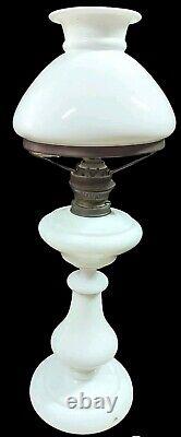 Large Antique Oil Lamp in Opaline Glass Late XIX Century