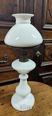 Large Antique Oil Lamp in Opaline Glass Late XIX Century