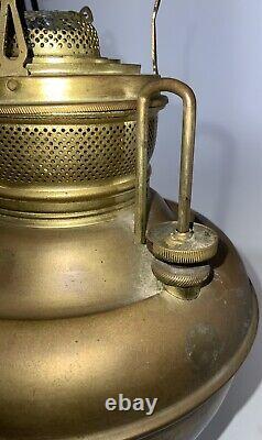 Antique 1892 La grande lampe à huile de saloon en laiton suspendue Miller pour magasin de campagne