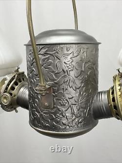 Lampe à angle ancienne suspendue à pétrole kerosène avec chandelier à double bras à 2 brûleurs