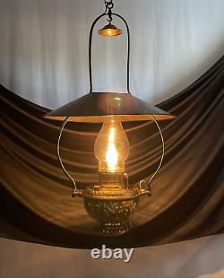 Lampe à huile suspendue de grande taille pour magasin de campagne et saloon de style ancien Miller Juno avec cadre B&H