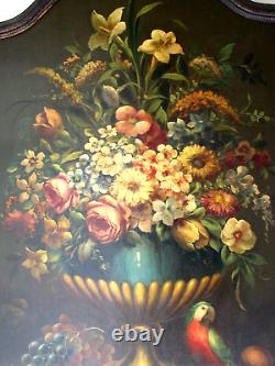 Peinture À L'huile Antique Grande Urne De Fleurs Et Un Perroquet