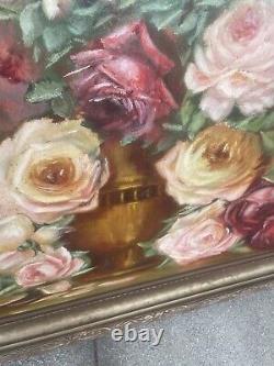 Peinture à l'huile antique sur toile de roses florales encadrée en or et signée.